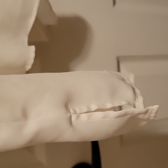 Blouse - Picture 3 of 5